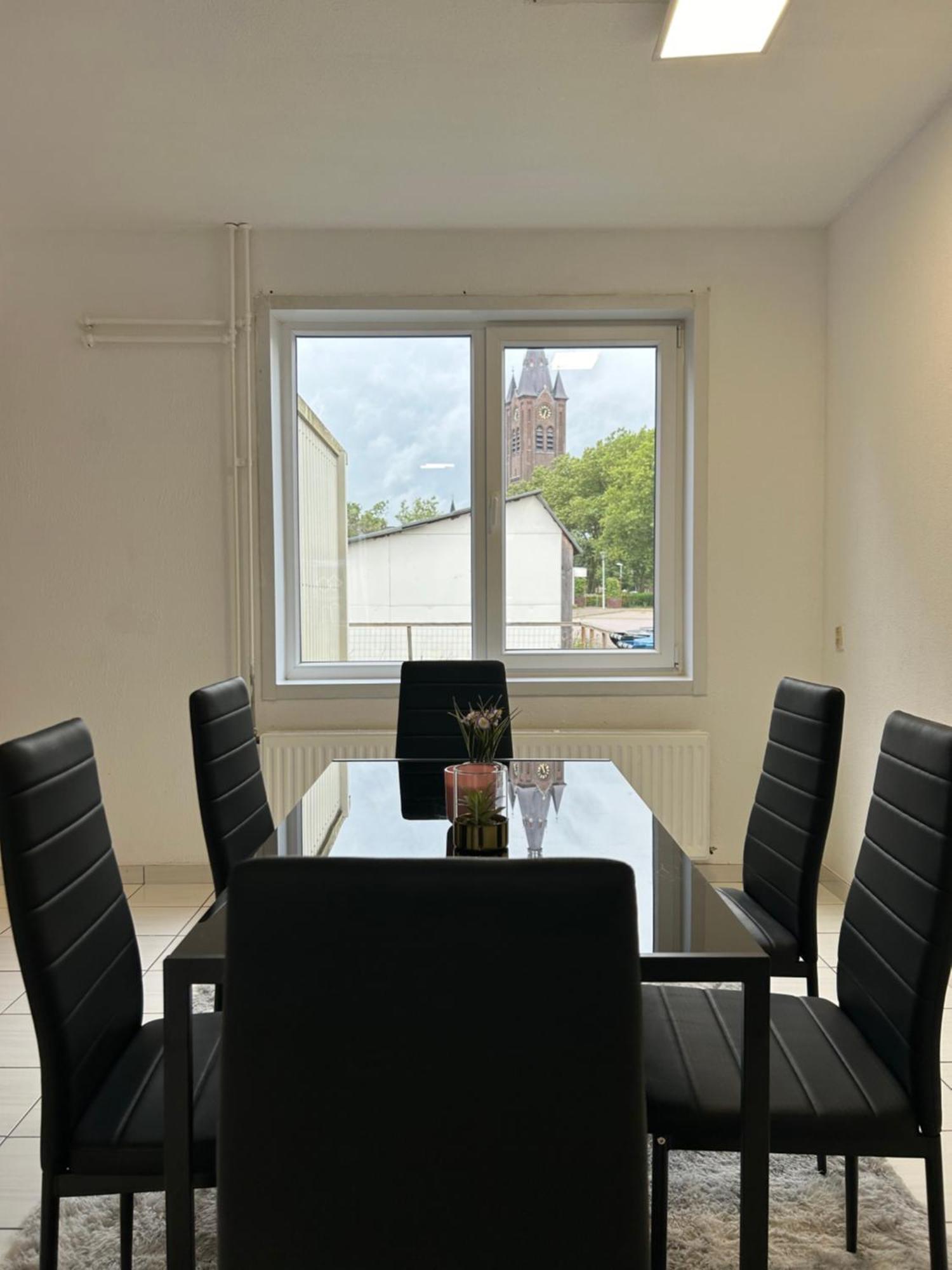 Gorgeous & Spacious House In Heart Of Terneuzen! *