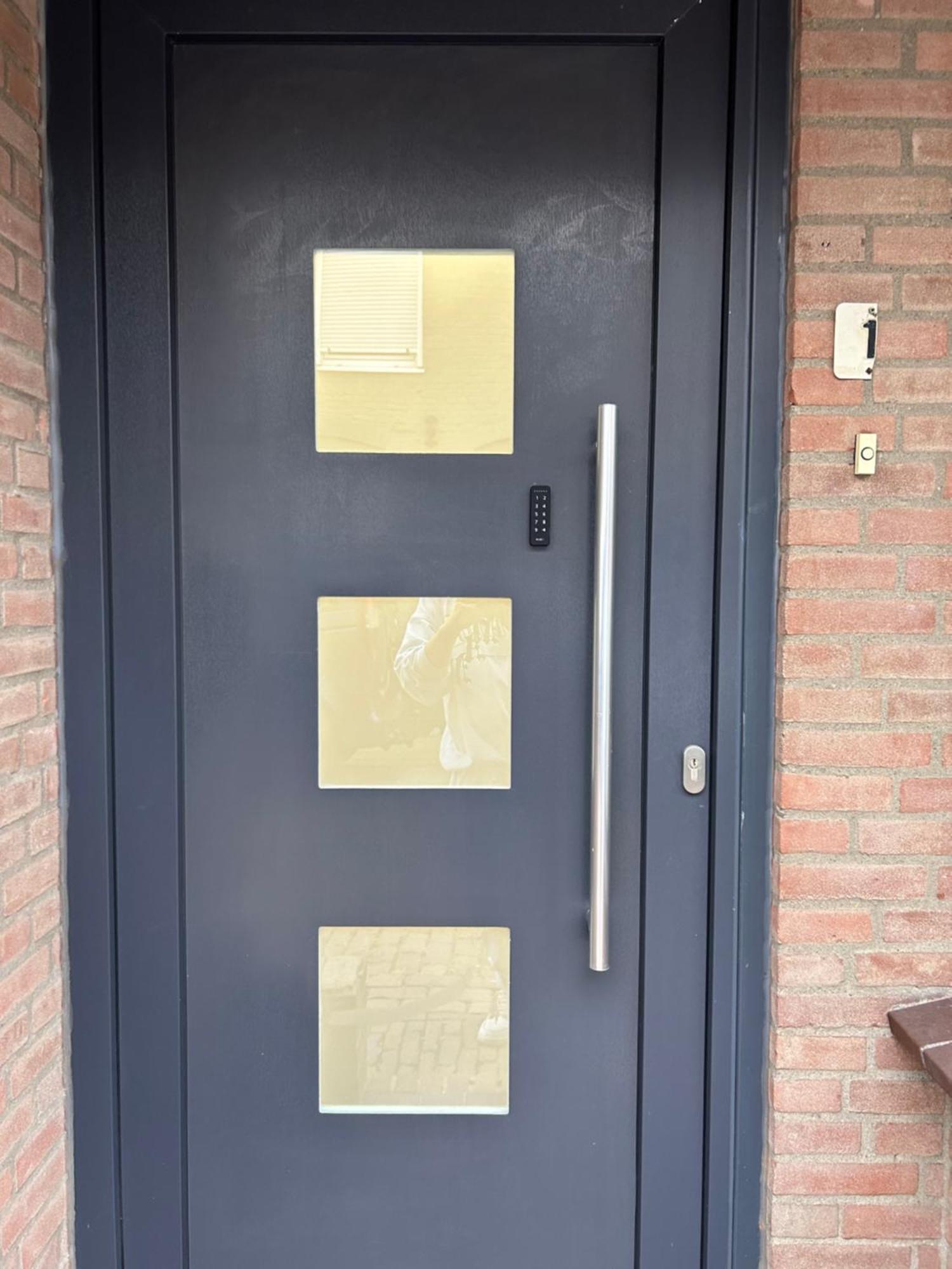 Gorgeous & Spacious House In Heart Of Terneuzen! Terneuzen